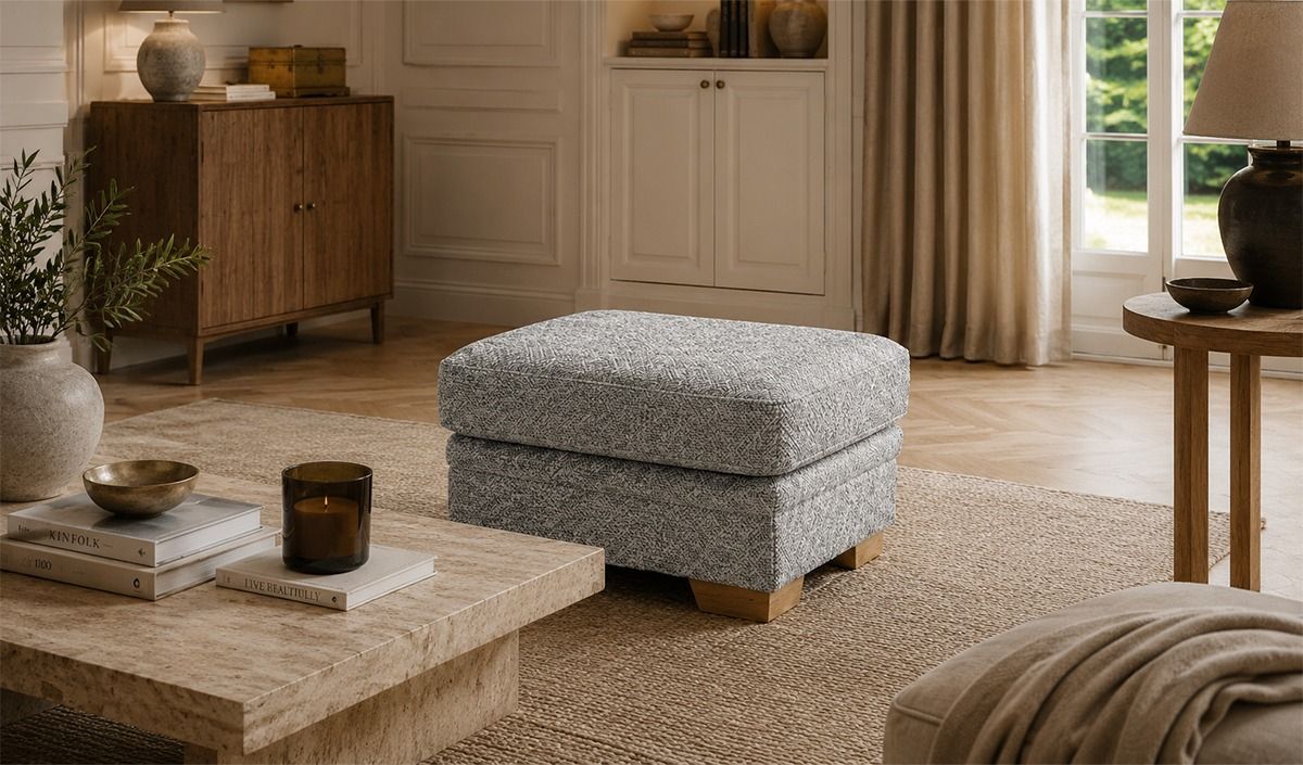 Hocker Ronay