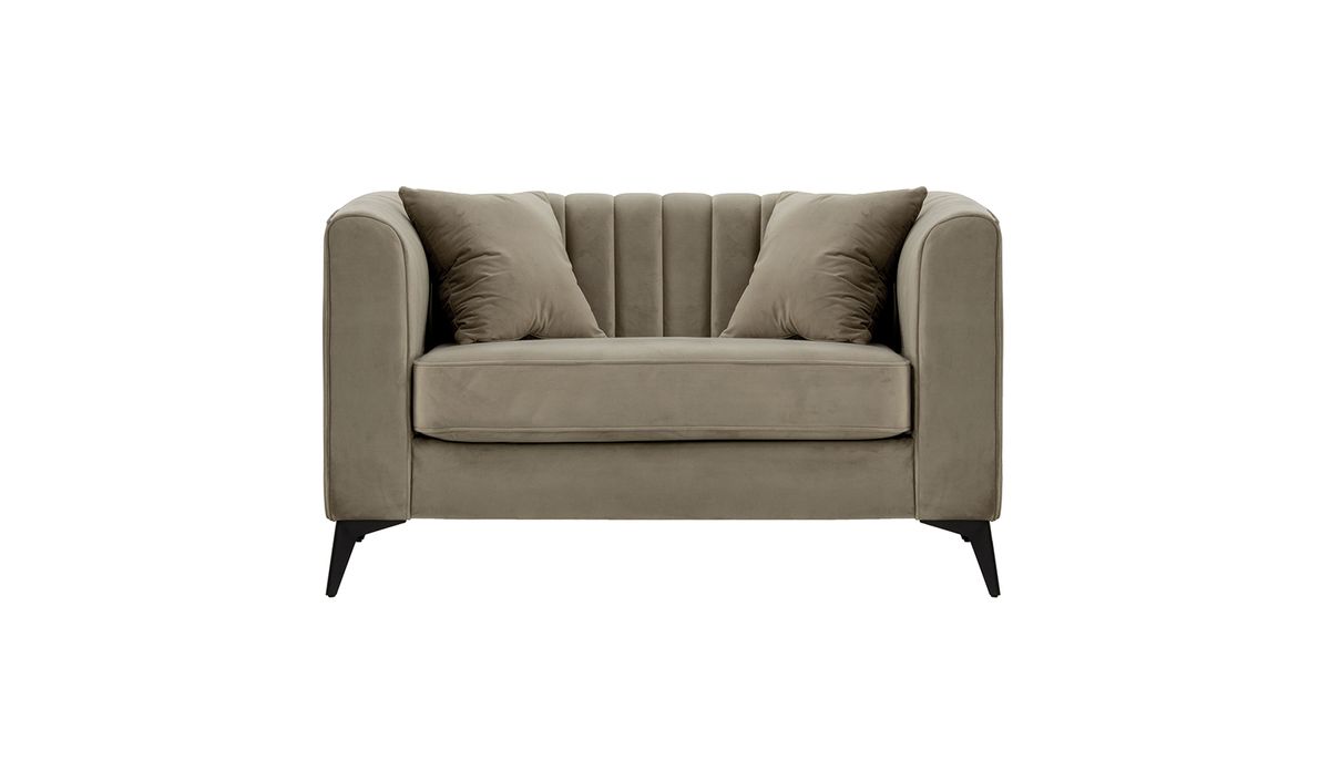 Loveseat Mary