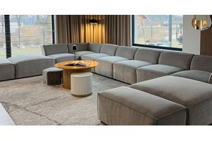 Platzsparende Ecksofas für kompakte Wohnzimmer