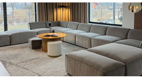 Platzsparende Ecksofas für kompakte Wohnzimmer