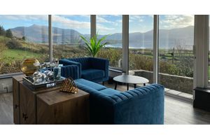 Dopamin-Dekor: Wie farbenfrohe Sofas Ihre Stimmung heben können